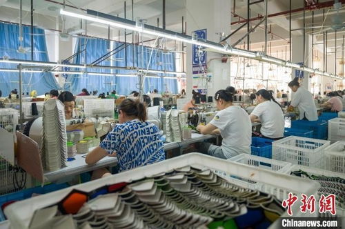 多彩貴州網(wǎng) 務川 足球生產(chǎn)加工忙